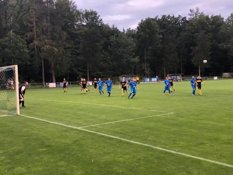 Soutěžní premiéra rezervy za 2 body!